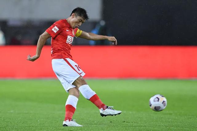 斯洛文尼亚以2-0战胜北马其顿，洛夫里奇和马特科进球